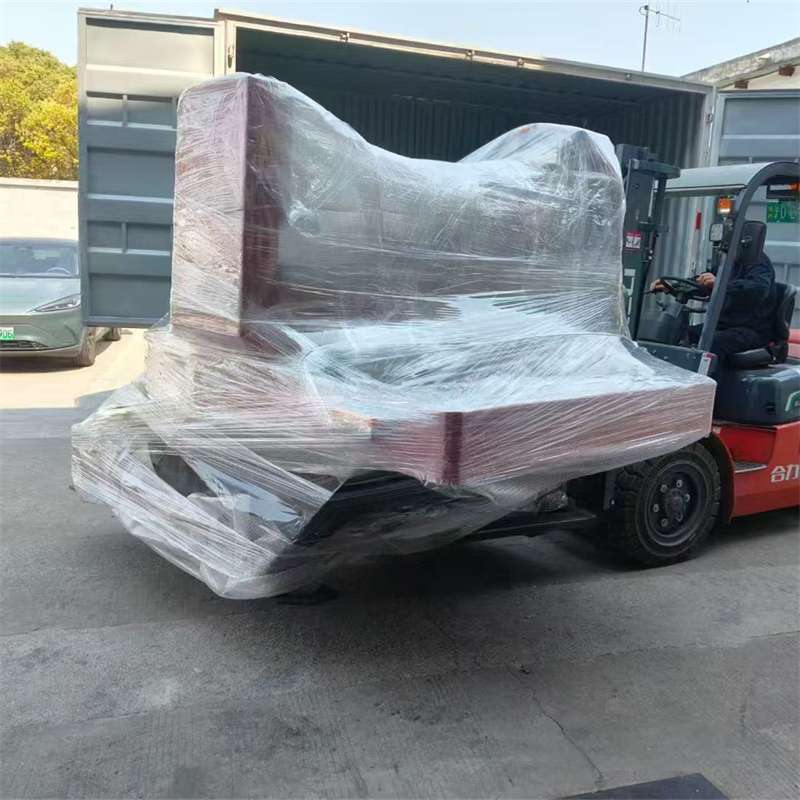 大成镇克拉玛依区：物流专线的高效货运之旅